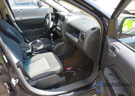 2014 Jeep Compass Sport из США, поврежденный, VIN 1C4NJCBA9ED511443